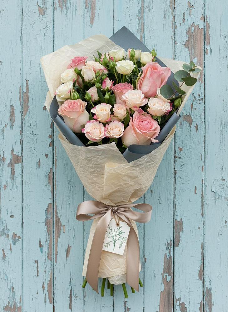 Букет цветов из: Розы в Горно-Алтайске