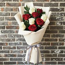 Букет цветов из:  Розы в Горно-Алтайске