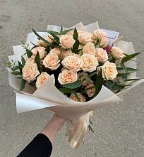 Букет Кремовые розы Латте в Горно-Алтайске