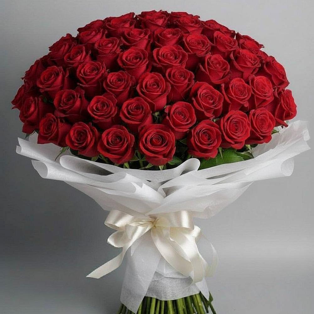 Букет 101 Красная роза Блэк Мэджик в Горно-Алтайске