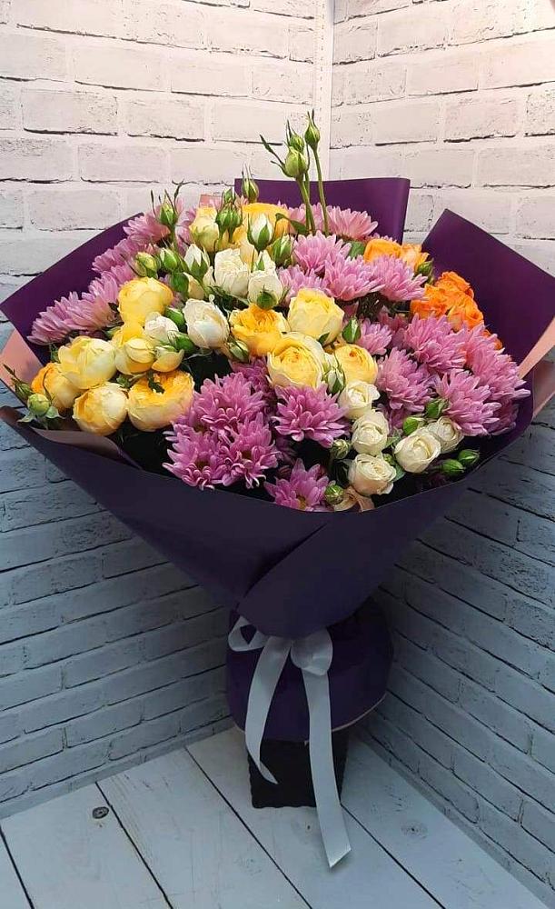 Букет цветов из: Хризантемы и Розы в Горно-Алтайске