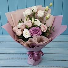 Букет цветов из:  Розы и Лизиантусы в Горно-Алтайске