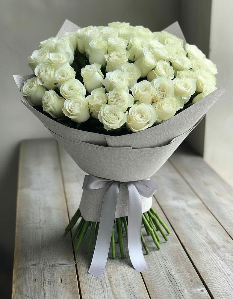 Букет 35 Белых роз в Горно-Алтайске