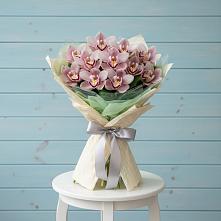 Букет цветов из:  Орхидеи и Розы #REPLACE_PRED# Горно-Алтайске
