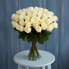 Букет 51 Белая роза Эдлесс Лав в Горно-Алтайске