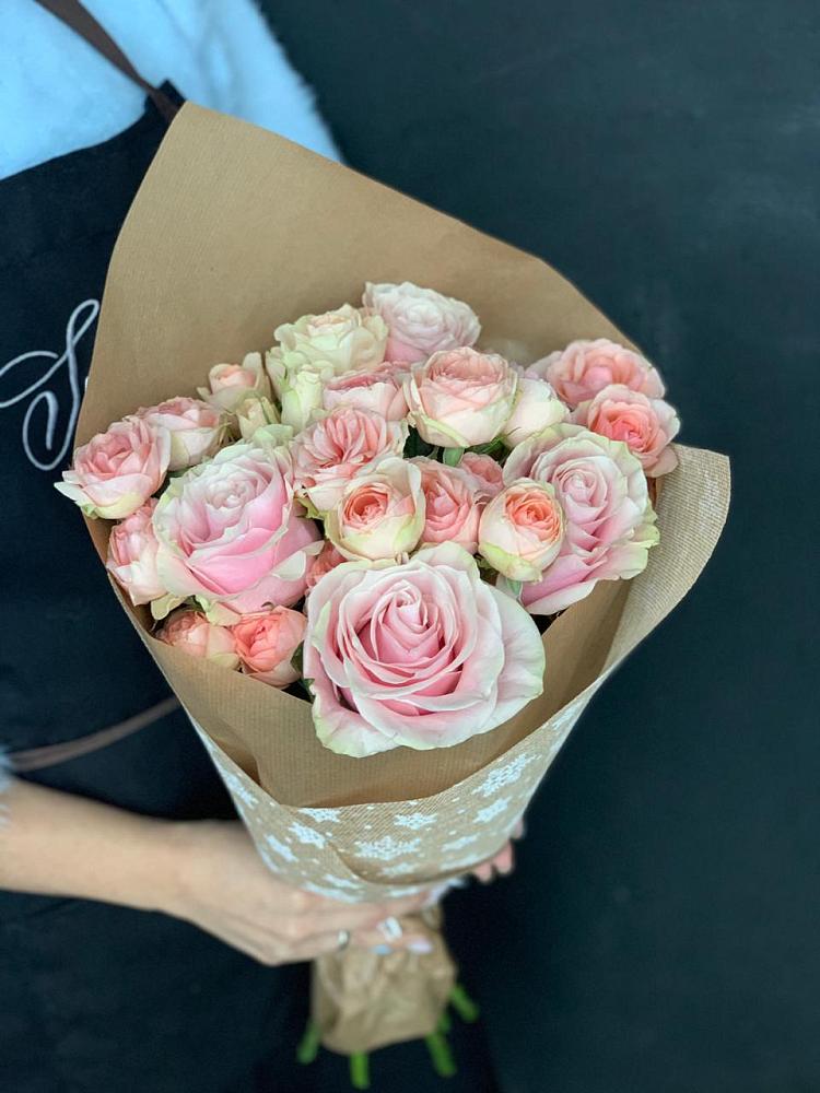 Букет цветов из: Хризантемы и Розы в Горно-Алтайске