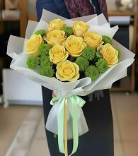 Букет цветов из:  Хризантемы и Розы в Горно-Алтайске