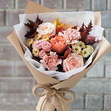 Букет цветов из:  Гвоздики, Хризантемы и Розы в Горно-Алтайске