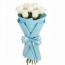 Букет 7 белых роз Проуд в Горно-Алтайске