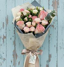 Букет цветов из:  Розы в Горно-Алтайске