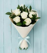 Букет цветов из:  Розы в Горно-Алтайске