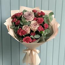Букет цветов из:  Гвоздики и Розы в Горно-Алтайске