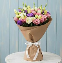 Букет цветов из:  Лизиантусы в Горно-Алтайске