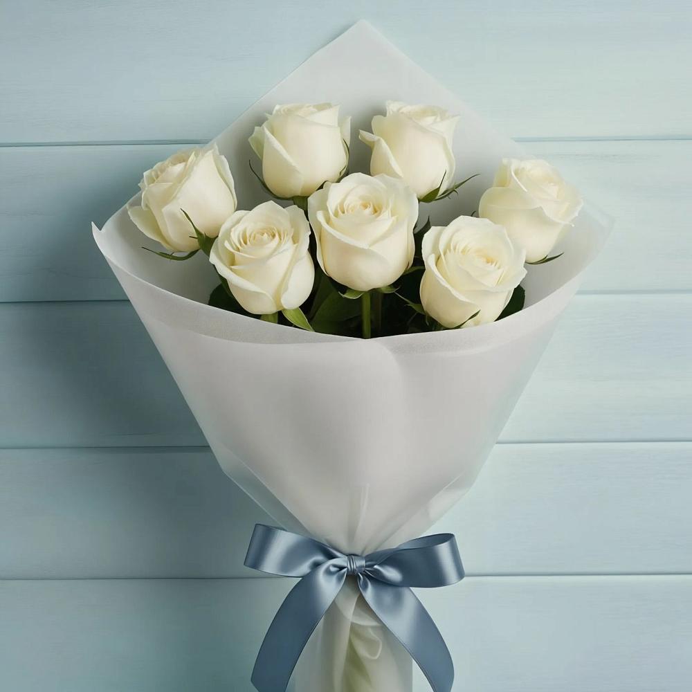 Букет 7 Белых роз Эдлесс Лав в Горно-Алтайске